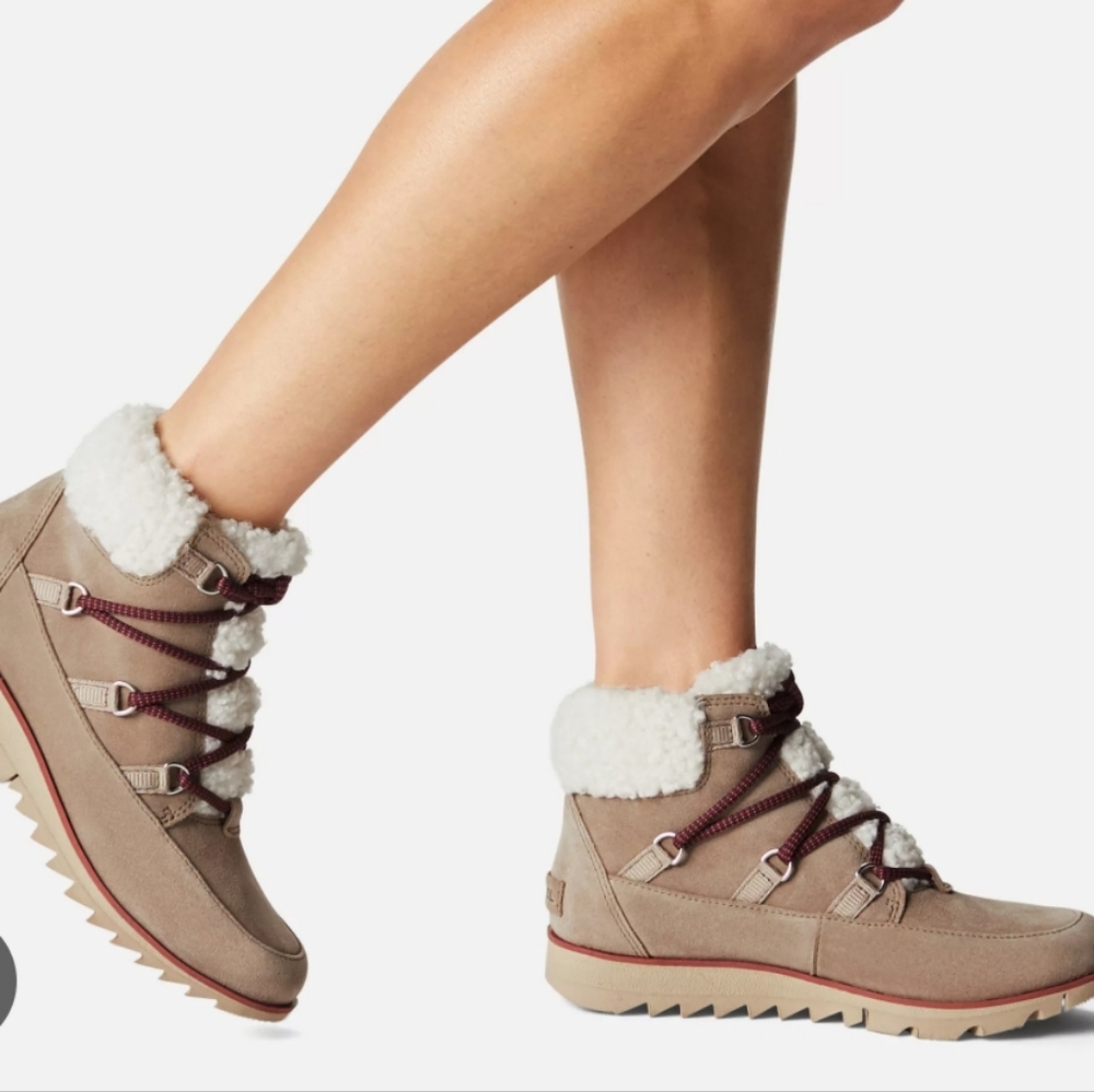 SOREL Harlow Lace-Up Snow Boot Size 8.5 - Picture 2 of 14